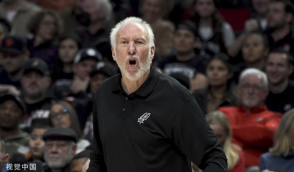 更是对他们 更是对他们