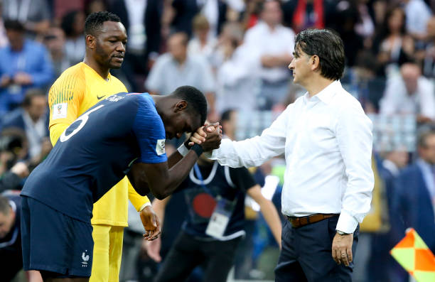 从外线三分 从外线三分